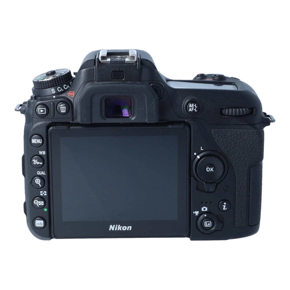 Aparat UŻYWANY Nikon D7500 body s.n. 6151869