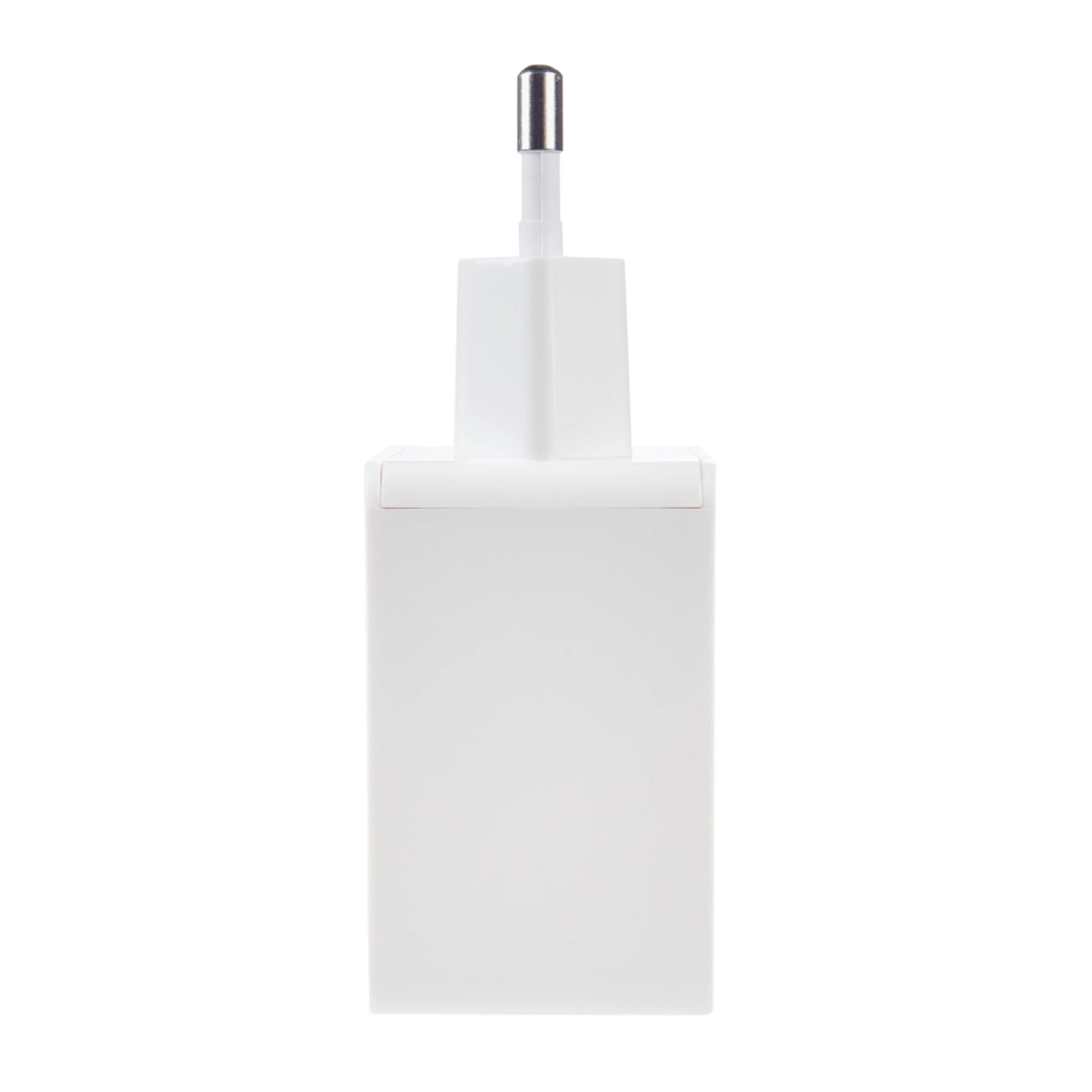 Xtorm Ładowarka sieciowa USB + USB-C biała