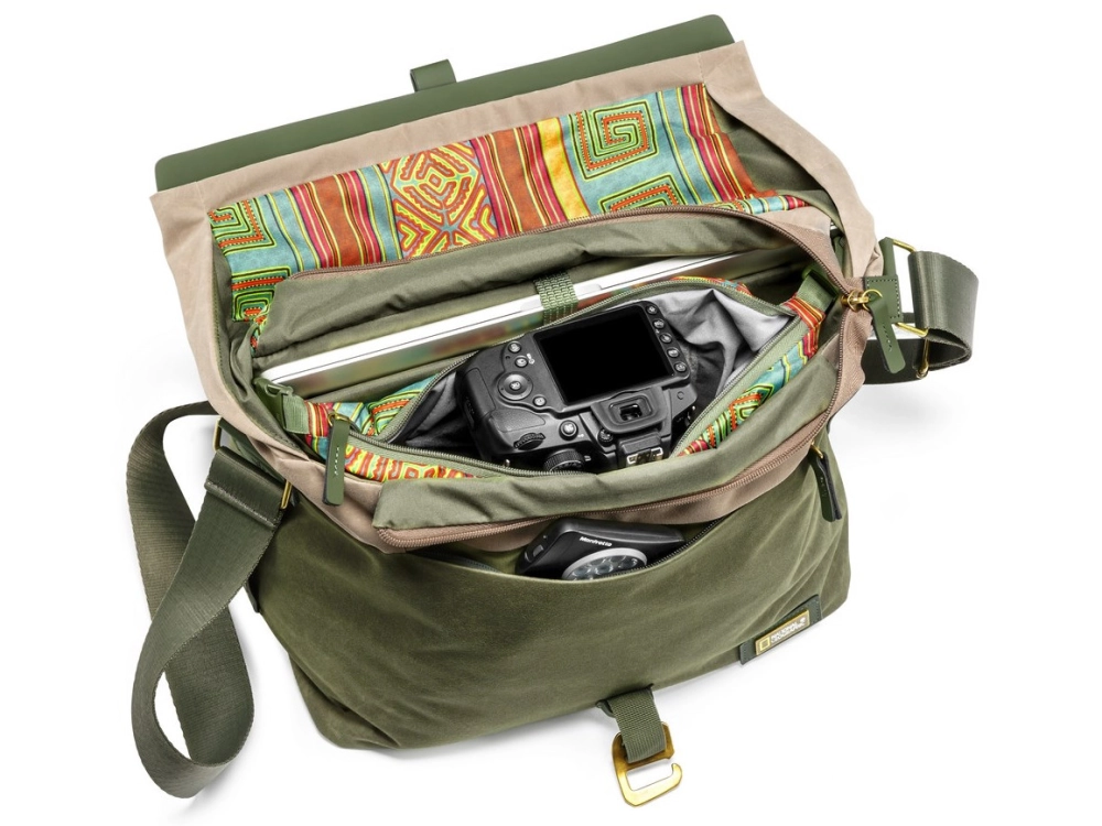 National Geographic Rainforest Messenger NG RF 2450 