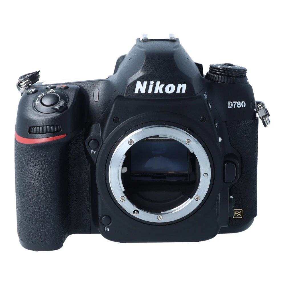 Aparat UŻYWANY Nikon D780 body s.n. 6028528