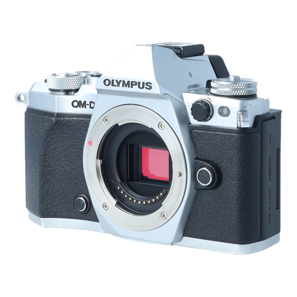Aparat UŻYWANY Olympus OM-D E-M5 Mark II body srebrny s.n. BFKA63429