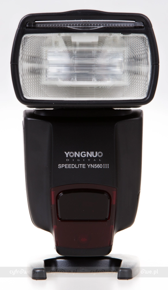 Lampa błyskowa Yongnuo YN-560III z LCD (stopka uniwersalna)