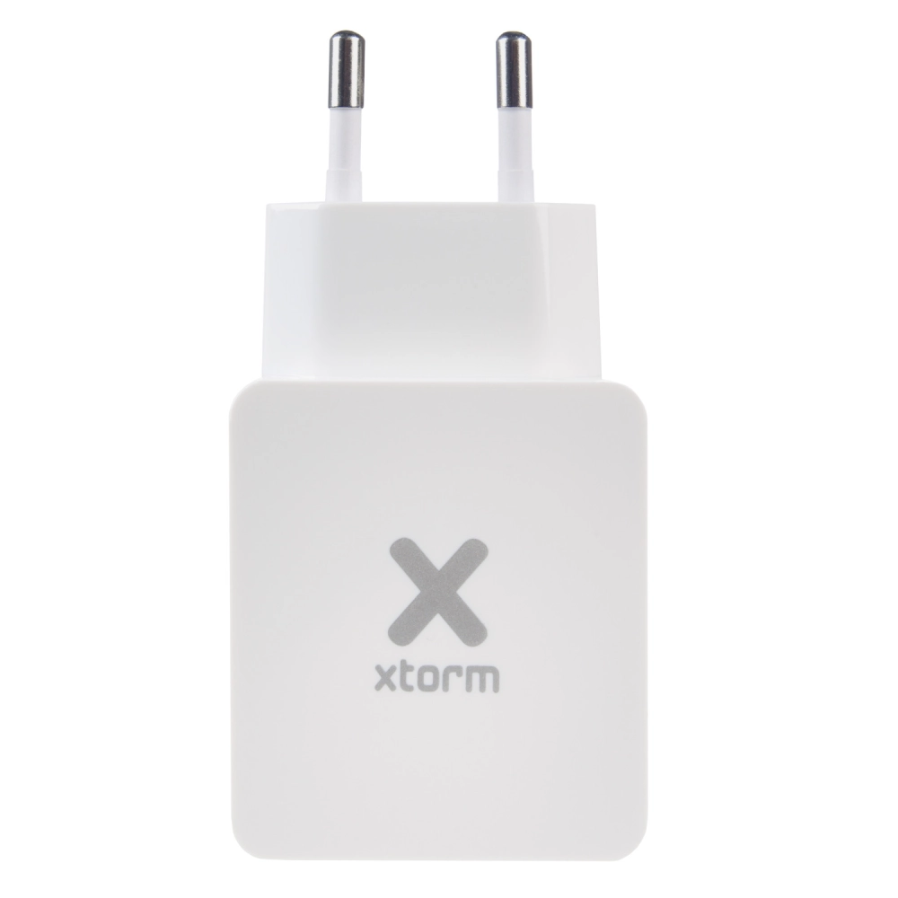 Xtorm Ładowarka sieciowa USB + USB-C biała