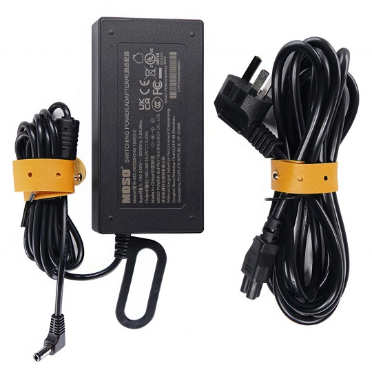 Lampa LED Yongnuo YN150Li Kit - WB (2700 K - 6500 K)