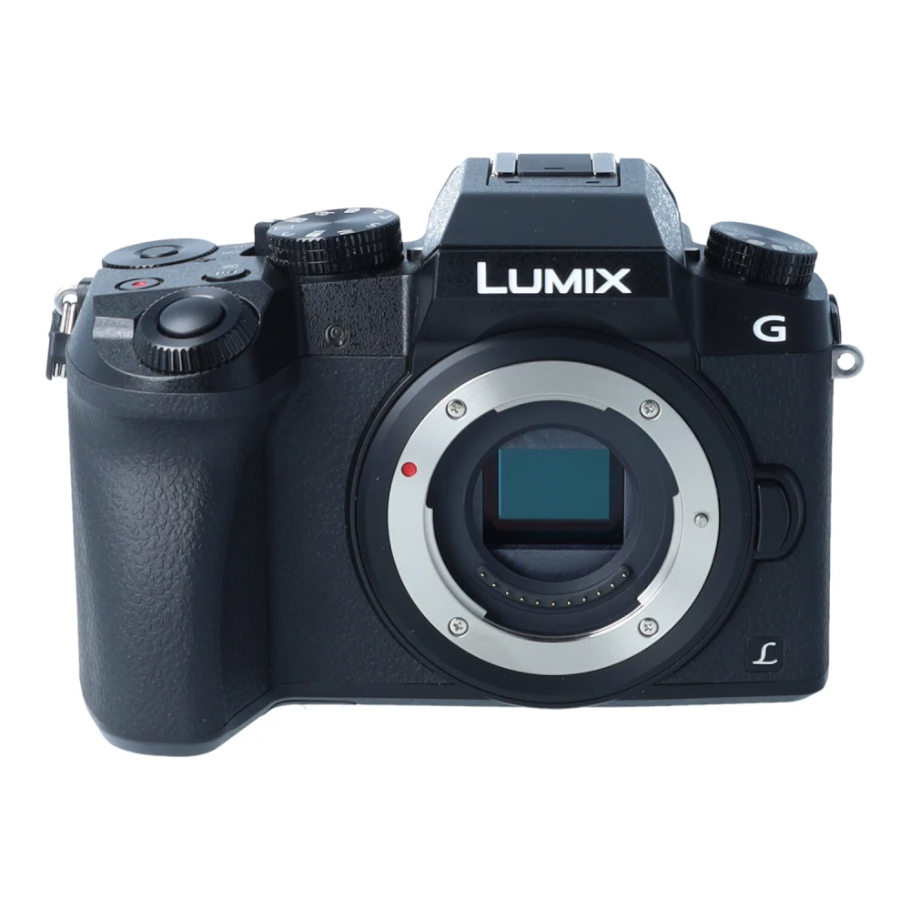 Aparat UŻYWANY Panasonic Lumix DMC-G7 body czarny s.n. WE4FF001602