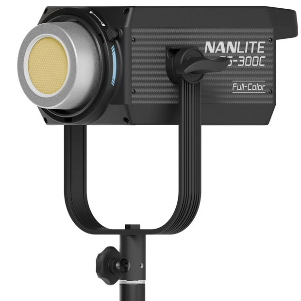 Lampa LED NANLITE FS-300C RGBW Spot Light Bowens