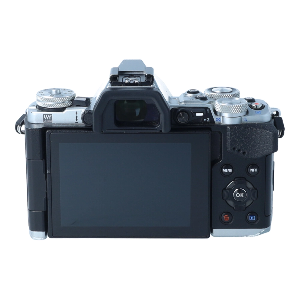 Aparat UŻYWANY Olympus OM-D E-M5 Mark II body srebrny s.n. BFKA95152
