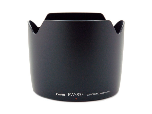 Osłona przeciwsłoneczna Canon EW-83F