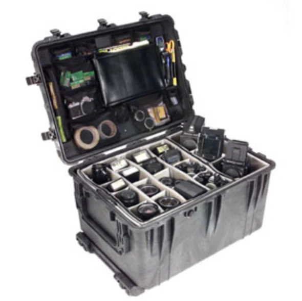 Peli ™1660 skrzynia z gąbką czarna