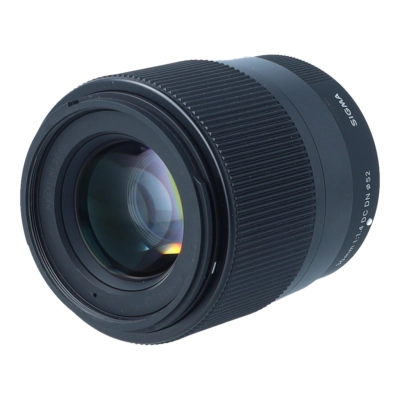 Sigma C 30 mm f/1.4 DC DN / Fujifilm X s.n. 56346985