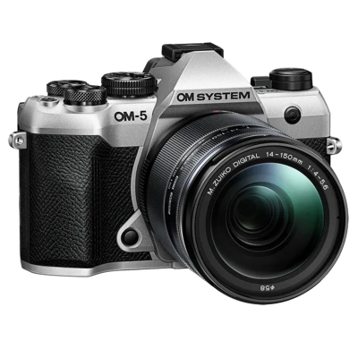 OM System OM-5 II body srebrny + OM System 14-150 mm