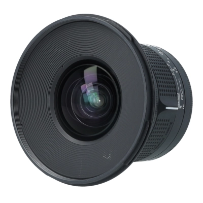 Irix 15 mm f/2.4 Firefly / Nikon F s.n. 220060066