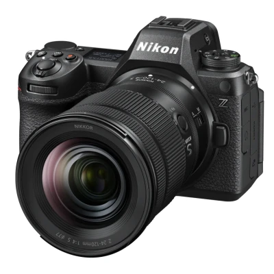 Nikon Z6 III + 24-120 mm