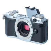 Aparat UŻYWANY Olympus OM-D E-M5 Mark II body srebrny s.n. BFKA95152