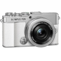 Aparat cyfrowy OM System E-P7 biały + ob. 14-42 EZ srebrny