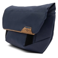 Peak Design Field Pouch v3 z paskiem niebieska na drobne akcesoria
