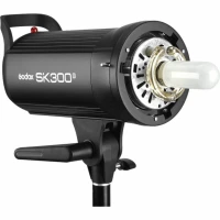 Lampa studyjna Godox SK300II mocowanie Bowens