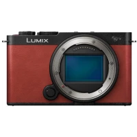 Aparat cyfrowy Panasonic Lumix S9 body czerwony 