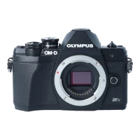 Aparat UŻYWANY Olympus OM-D E-M10 Mark III body czarny s.n. BJFA03645