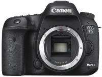Canon EOS 7D Mark II body + adapter Wi-Fi W-E1