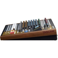 Tascam Mikser Model 12 z rejestratorem