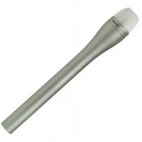 Shure Mikrofon dynamiczny SM63L dookólny reporterski ENG - długa rączka (szampański)