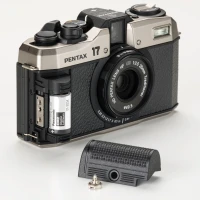 Pentax 17