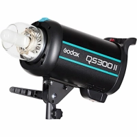 Lampa studyjna Godox QS300II mocowanie Bownes